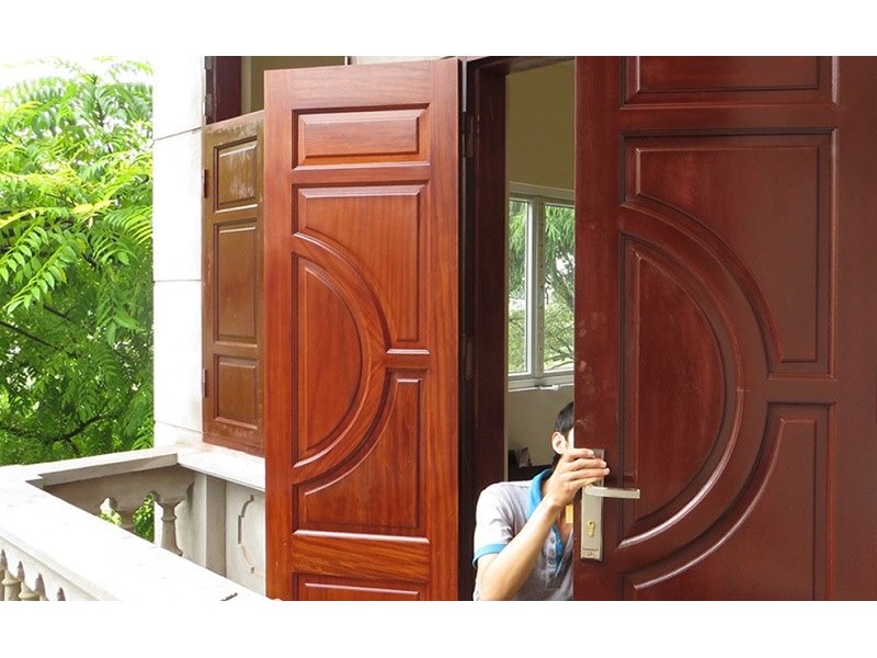 Sửa Cửa Gỗ Bị Xệ, Kẹt Tại Nhà TPHCM - Dịch Vụ Chuyên Nghiệp Từ Tính Đồ Gỗ